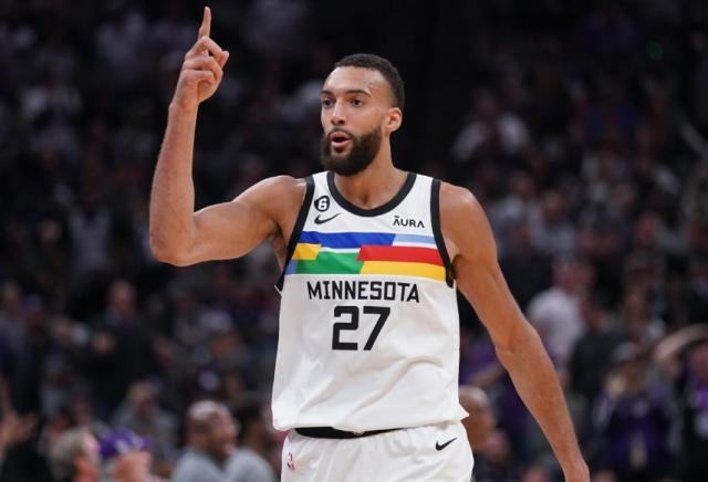 Kaiyun Sports-开云体育-NBA口碑最差运动员！戈贝尔成为语言暴力受害者