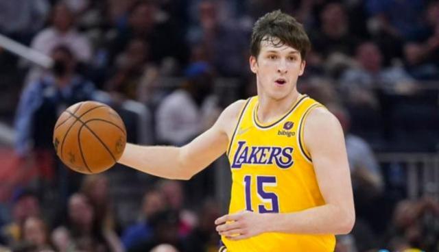 开云-爱游戏-西决3场均砍下20+ 里夫斯令湖人休赛期压力山大