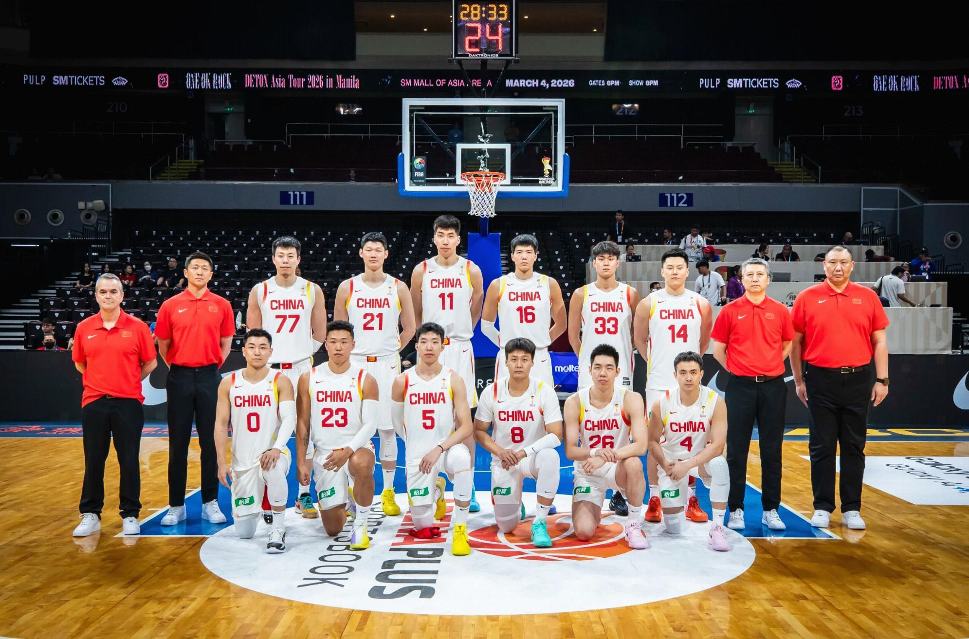 开云登录入口-三节战报：陈盈骏林庭谦合砍39分，中国男篮71-77中国台北